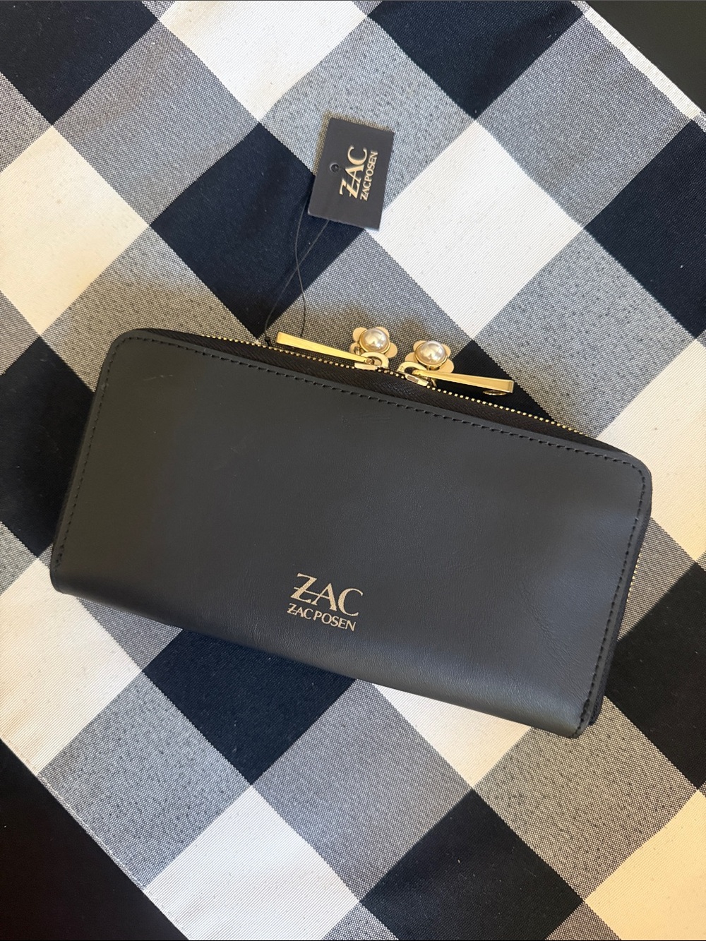 NWT ZAC Zac Posen Eartha Zipped Wallet - Pearl Lady